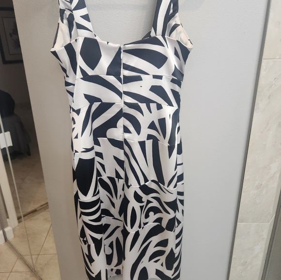 Black and white size 00 - Picture 3 of 5